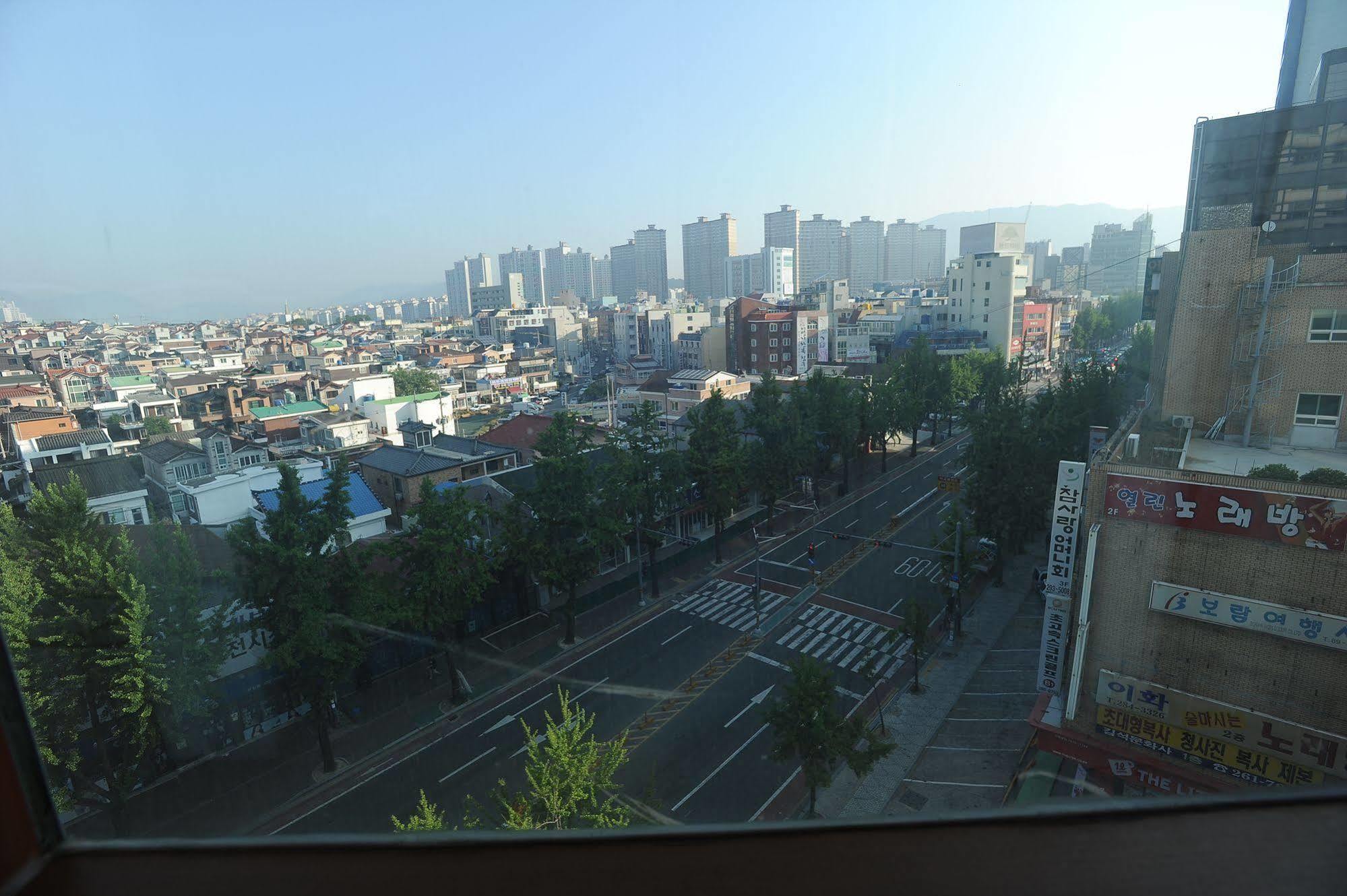 哈斐尔酒店 昌原市 外观 照片